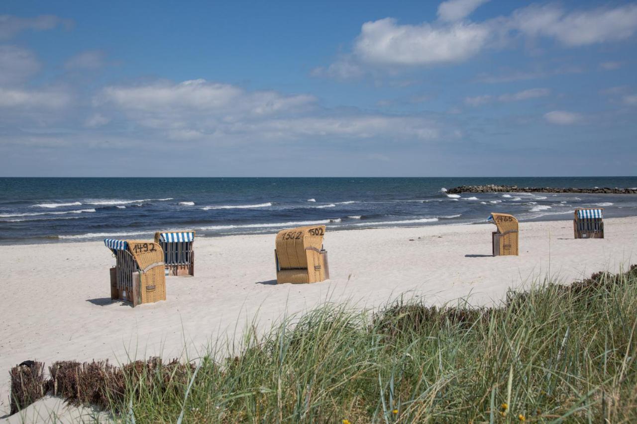 Hotel Strandraeuber คาลิฟอร์เนียน ภายนอก รูปภาพ